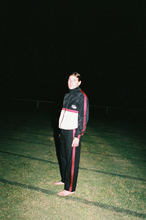 Load image into Gallery viewer, STACKS JACKET BLACK/WHITE