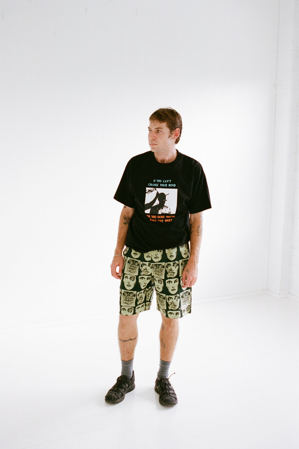 INFORMATION WAR  SHORTS GREEN