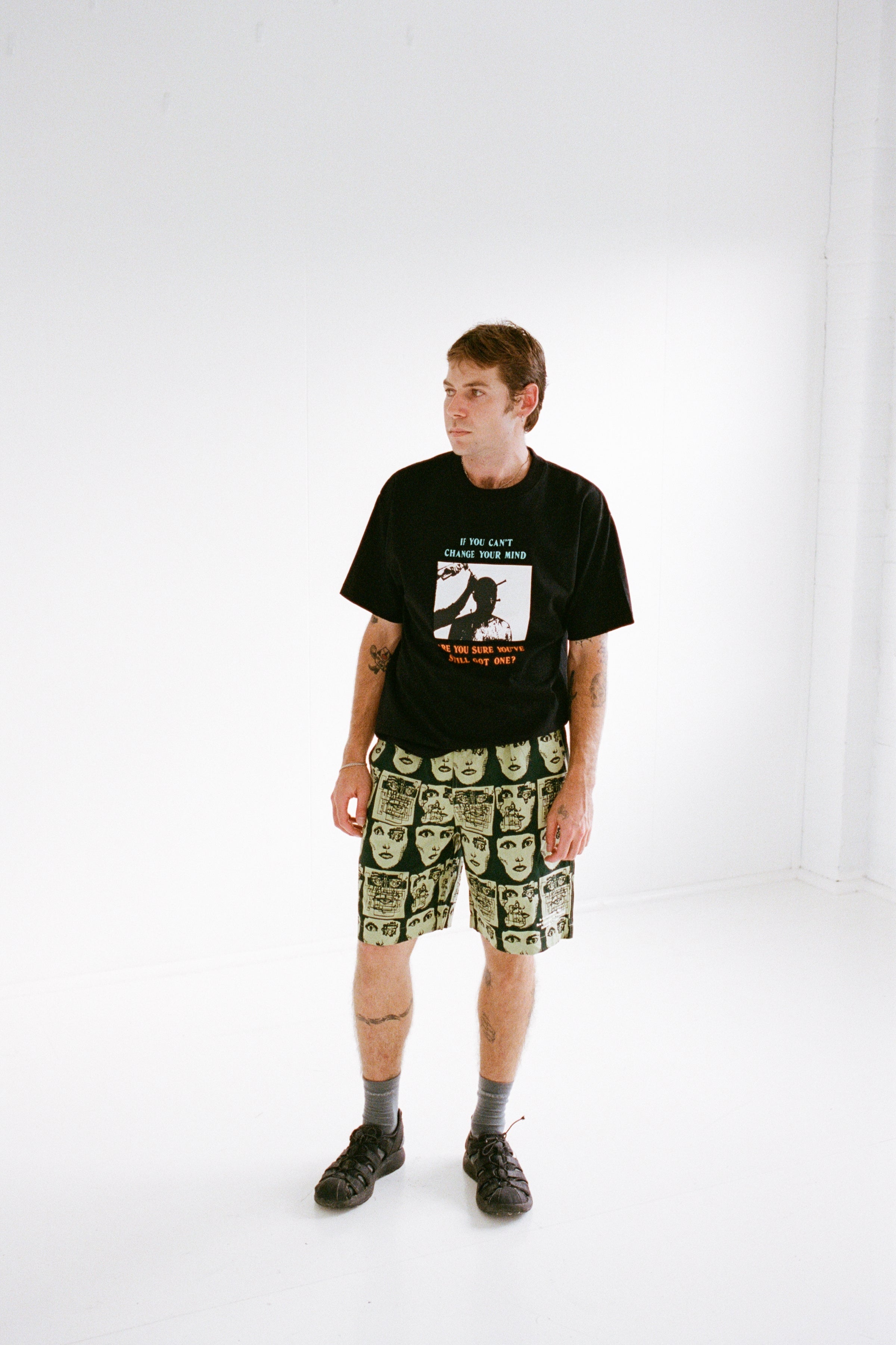 INFORMATION WAR  SHORTS GREEN