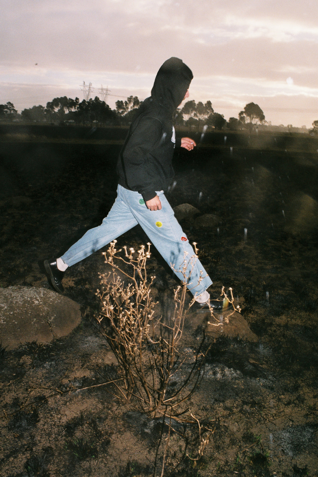 DEGENERATE JEANS WASHED BLUE