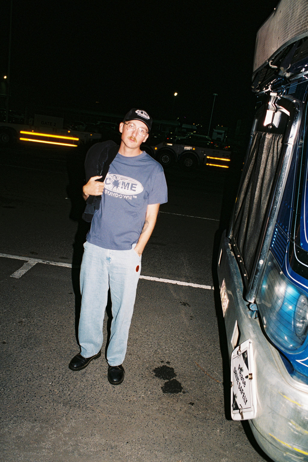 DEGENERATE JEANS WASHED BLUE