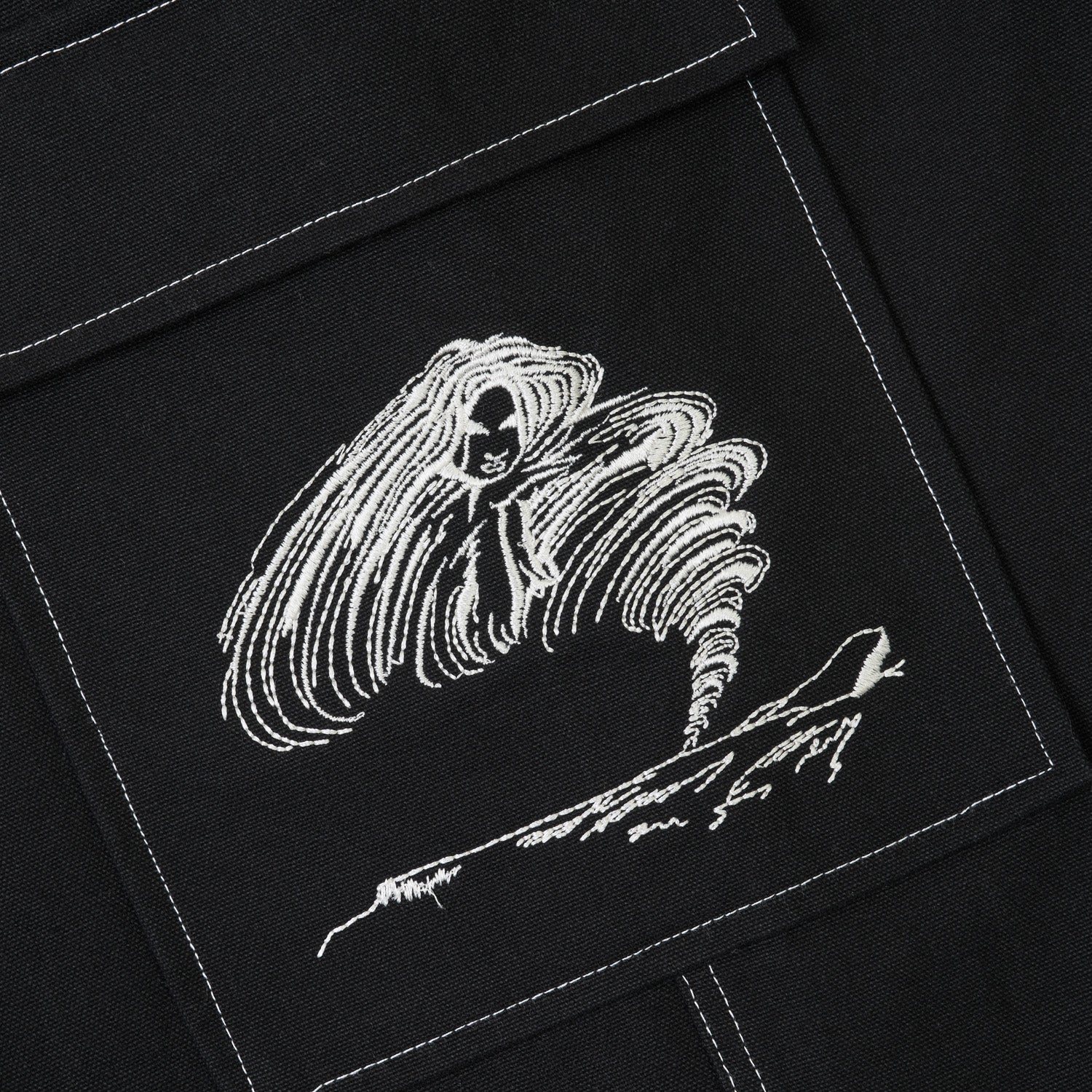 TWIST SHORTS BLACK