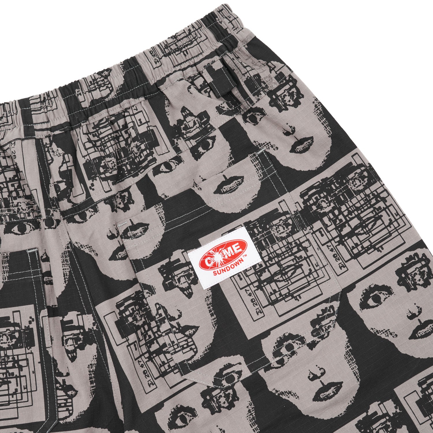 INFORMATION WAR SHORTS GREY