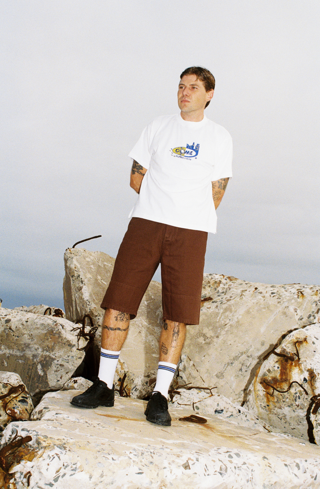 LIFE SHORTS WASHED BROWN